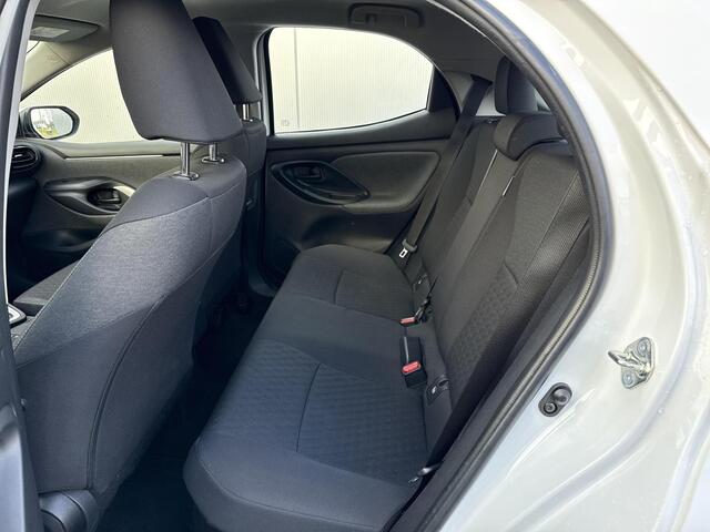 Toyota YARIS 1.5 Hybrid Dynamic **KEYLESS/ ADAPTIEF CRUISE CONTROL/ 36 MAANDEN GARANTIE**