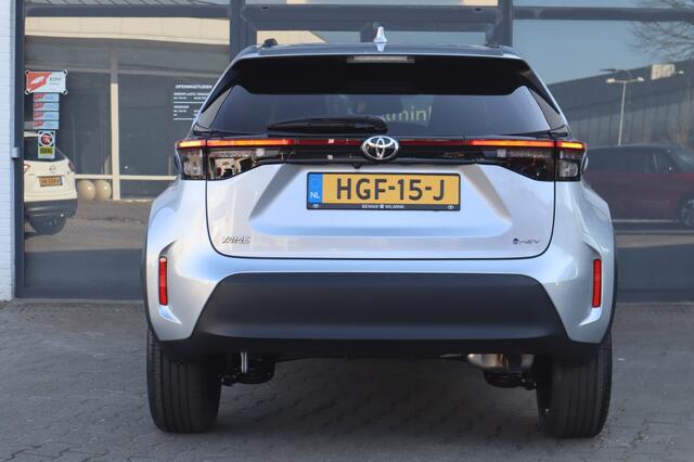 Toyota YARIS 1.5 Hybrid 130 First Edition Stuur/Stoelverwarming