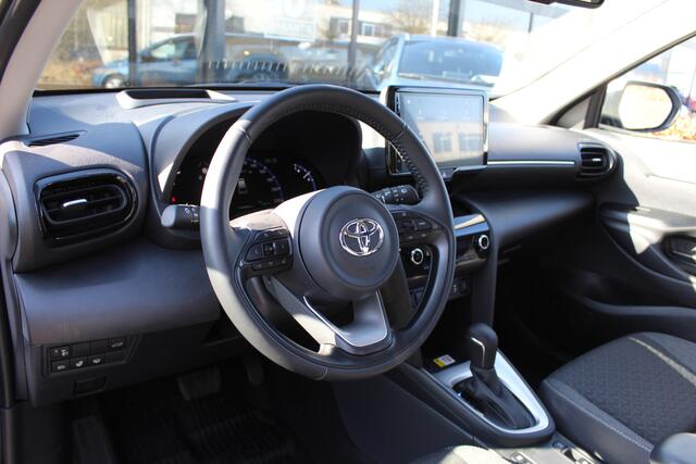 Toyota YARIS Cross 1.5 Hybrid Dynamic Special | Rijklaar | Keyless | Head Up | Elek achterklep | Navi | Camera | Apple/Android | Stoel-/Stuurverwarming