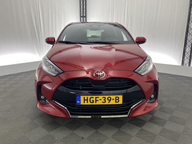 Toyota YARIS 1.5 Hybrid 130 Executive JBL Automaat | Clima | Cruise | Stoel- en stuurverw. | Apple CarPlay | Head-Up Disp. | LMV 17"|