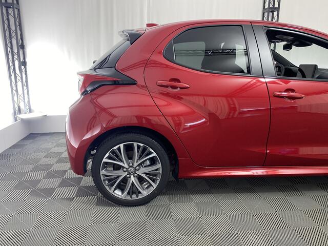 Toyota YARIS 1.5 Hybrid 130 Executive JBL Automaat | Clima | Cruise | Stoel- en stuurverw. | Apple CarPlay | Head-Up Disp. | LMV 17"|