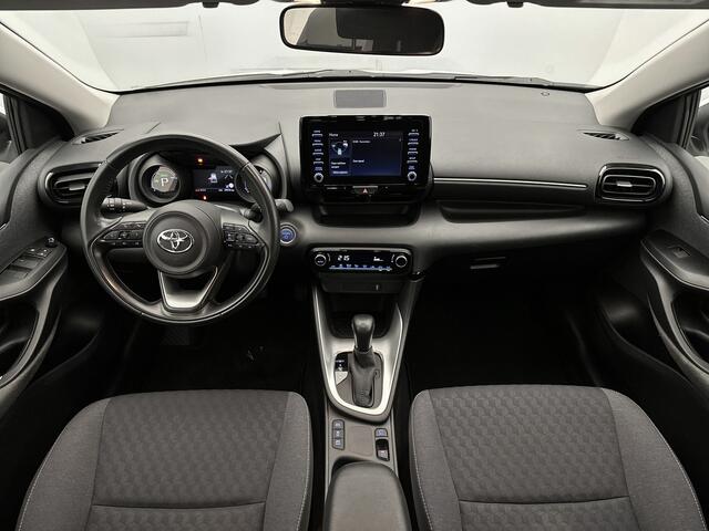 Toyota YARIS 1.5 Hybrid Dynamic | 1e Eigenaar | Dealer onderhouden | Nederlandse auto | Climate Control | Apple Carplay/Android Auto | Camera | LED |
