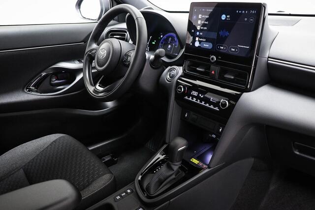 Toyota YARIS Cross 1.5 Hybrid Dynamic | STOEL / STUUR- VERWARMING | DAB | APPLE | CAMERA