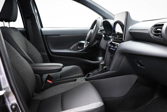 Toyota YARIS Cross 1.5 Hybrid Dynamic | STOEL / STUUR- VERWARMING | DAB | APPLE | CAMERA
