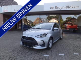 toyota-yaris-1.5-hybrid-active-auto