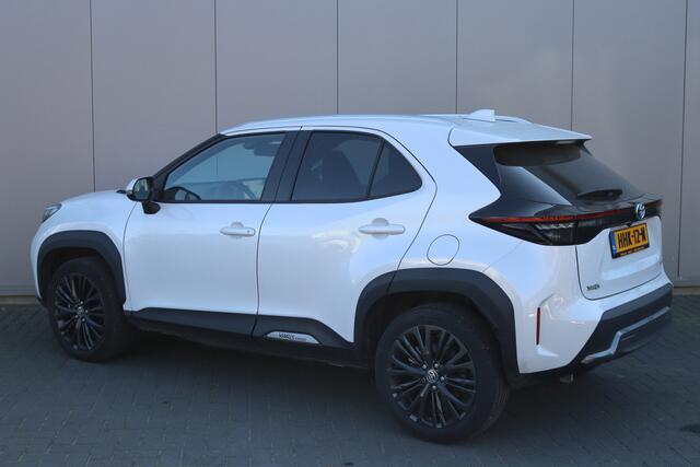 Toyota YARIS Cross 1.5 Hybrid Executive Navigatie/Camera/Parkeerhulp/Elektr-klep/Stoelverwarming