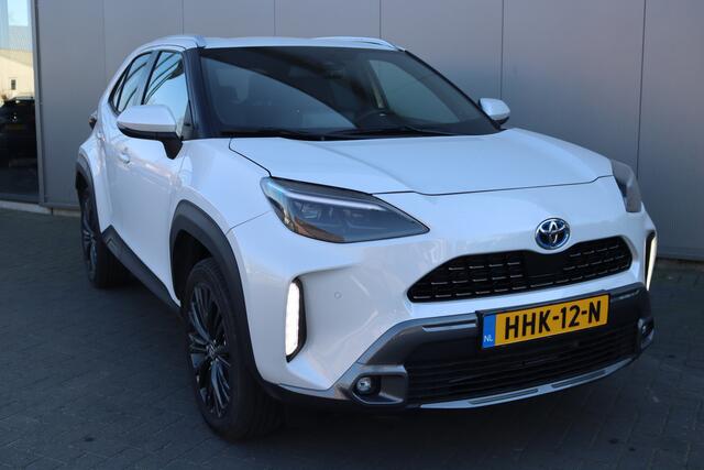 Toyota YARIS Cross 1.5 Hybrid Executive Navigatie/Camera/Parkeerhulp/Elektr-klep/Stoelverwarming