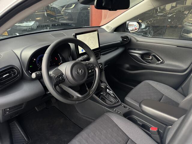 Toyota YARIS 1.5 Hybrid 115 First Edition | Navi | Carplay | Keyless | ACC | Camera