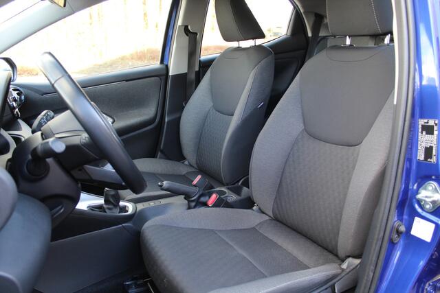 Toyota YARIS 1.5 VVT-i Active | Rijklaar | Trekhaak | Adaptive Cruise | Apple/Android | Camera | NL-auto | Dealer onderhouden