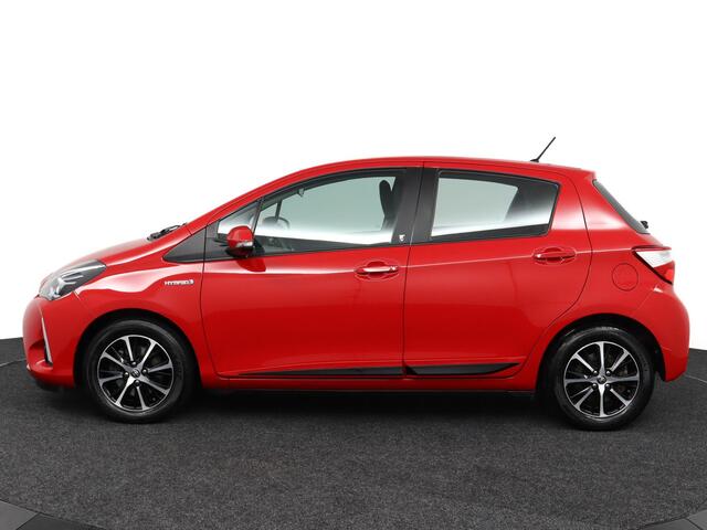 Toyota YARIS 1.5 Hybrid Design | Stoelverwarming | Lichtmetalen-Velgen | Parkeercamera |