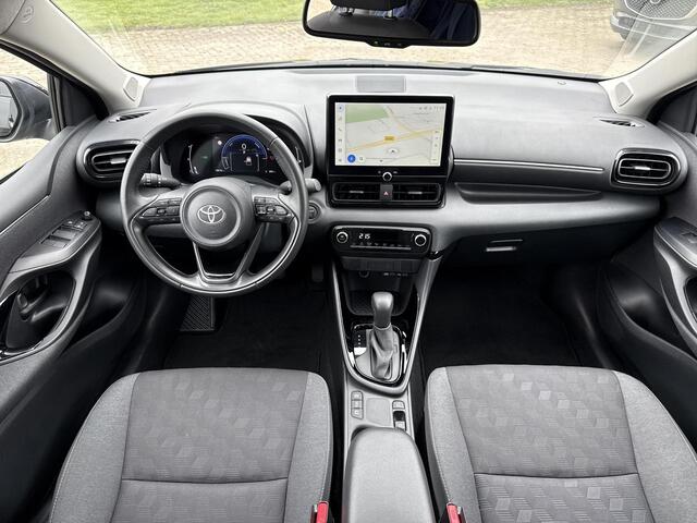Toyota YARIS 1.5 Hybrid 115 First Edition **NAVIGATIE/ KEYLESS/ ADAPTIEF CRUISE CONTROL/ 36 MAANDEN GARANTIE**