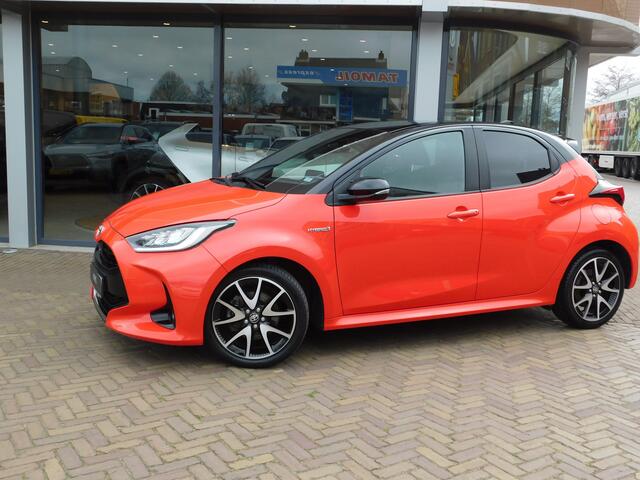 Toyota YARIS 1.5 Hybrid Launch Edition | Head-up Display | Half Lederen bekleding |