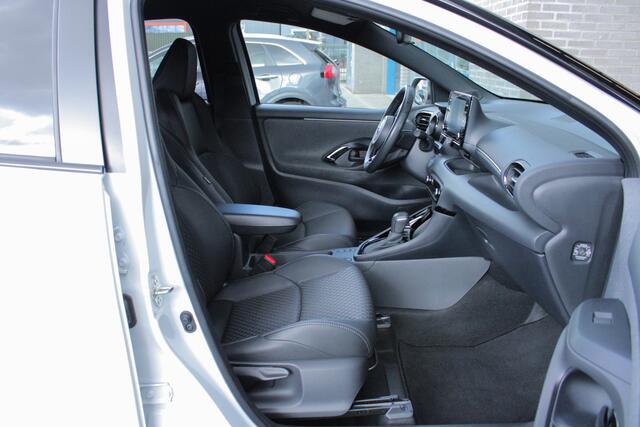 Toyota YARIS 1.5 Hybrid Launch Edition |nieuw onderhoud|stoelverwarming|Apple/Android|camera|