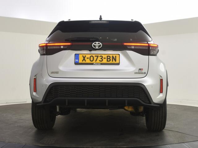 Toyota YARIS 1.5 Hybrid GR Sport | Stoelverwarming | BLS | Parkeersensoren V+