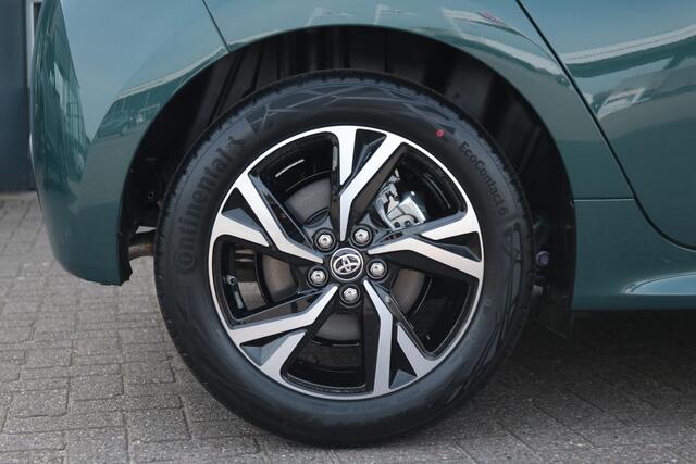 Toyota YARIS 1.5 Hybrid 115 Dynamic Comfort Pack, ¤1000,- Inruilpremie, Draadloos Apple Carplay & Android Auto, Blind Spot, Stuur & stoelverwarming, Voorverwarmen en verkoelen op afstand!