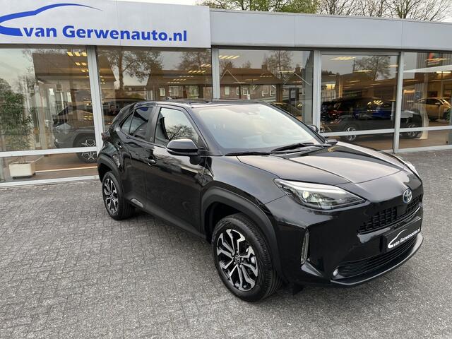 Toyota YARIS 1.5 Hybrid Dynamic | Ad. Cruise | Navi | Camera | Apple Carplay