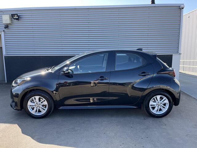 Toyota YARIS 1.5 Hybrid 115 Active Apple carplay en/of Android auto Navigatie, Achteruitrij camera, Climate control, Adaptieve cruise control, BTW-auto, NL-auto