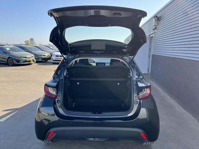 Toyota YARIS 1.5 Hybrid 115 Active Apple carplay en/of Android auto Navigatie, Achteruitrij camera, Climate control, Adaptieve cruise control, BTW-auto, NL-auto