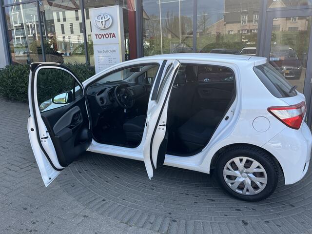 Toyota YARIS 1.5 Hybrid Active
