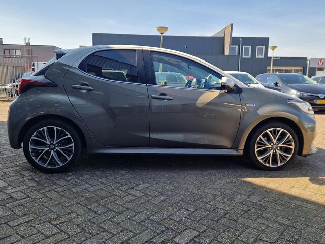 Toyota YARIS 1.5 Hybrid Launch Edition