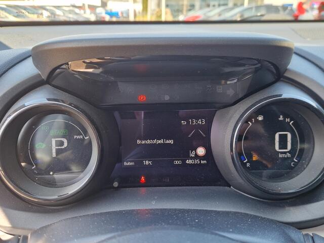 Toyota YARIS 1.5 Hybrid Launch Edition