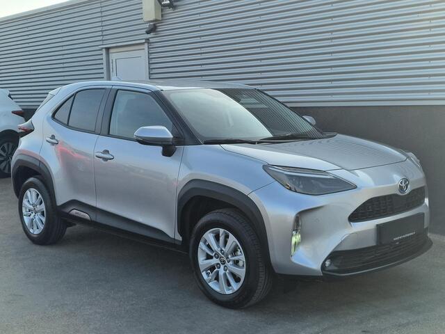 Toyota YARIS Cross 1.5 Hybrid Dynamic Edition Navigatie, Parkeersensoren, Smart key, Privacy glass, Achteruitrijcamera, Adaptieve cruise controle