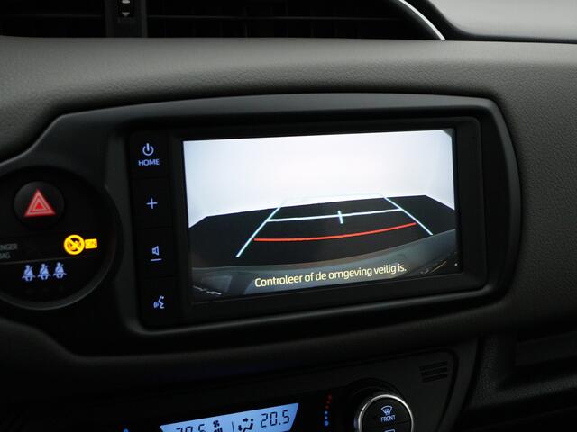 Toyota YARIS 1.5 Hybrid Dynamic | Apple CarPlay | Android Auto |