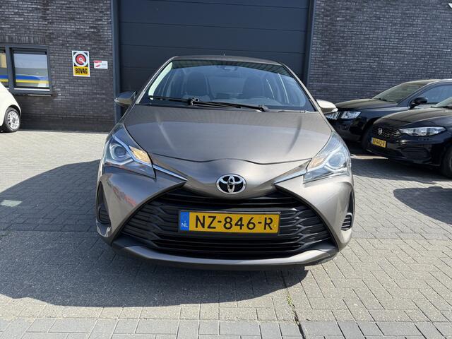 Toyota YARIS 1.0 VVT-i Aspiration | 2E EIGENAAR | 12MND GARANTIE | AIRCO | NAVI | ELEC RAMEN | LMV |