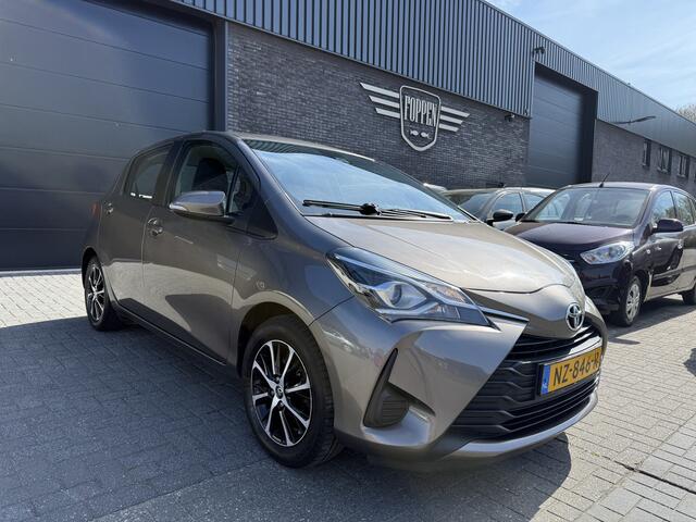 Toyota YARIS 1.0 VVT-i Aspiration | 2E EIGENAAR | 12MND GARANTIE | AIRCO | NAVI | ELEC RAMEN | LMV |