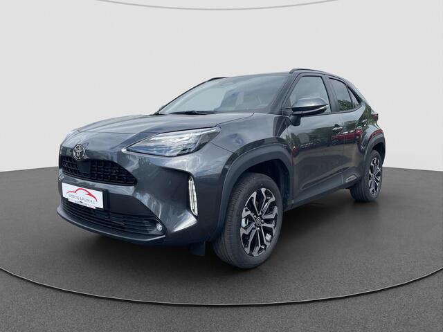 Toyota YARIS Cross 1.5 Hybrid 115 First Edition Winterpack | PDC V+A