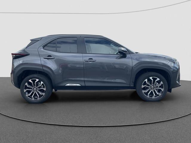 Toyota YARIS Cross 1.5 Hybrid 115 First Edition Winterpack | PDC V+A