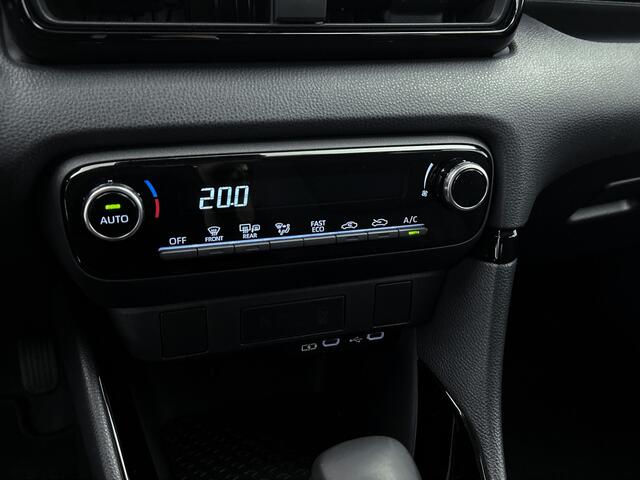 Toyota YARIS Hybrid 115 First Edition | Navigatie |