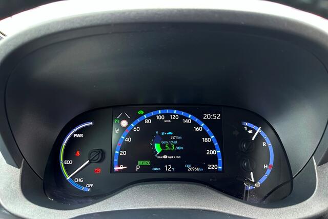 Toyota YARIS Cross 1.5 Hybrid Adventure Bi-Tone Navi / Carpaly