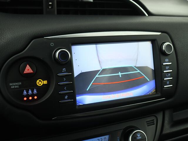 Toyota YARIS 1.5 Hybrid Y20 Limited | Stoelverwarming | 15" LM Velgen | Camera | Climate Control |