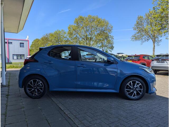 Toyota YARIS 1.5 Hybrid Dynamic | Climate control | Camera | DAB | Adap. cruise | Unieke kleur!