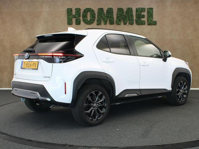Toyota YARIS Cross 1.5 Hybrid Explore - ORIGINEEL NEDERLANDSE AUTO - NAVIGATIE - PARKEERSENSOREN VOOR/ ACHTER - CAMERA - CLIMATE CONTROL - KEYLESS ENTRY/ START - 17 INCH LICHT METALEN VELGEN - VOORSTOELEN VERWARMD