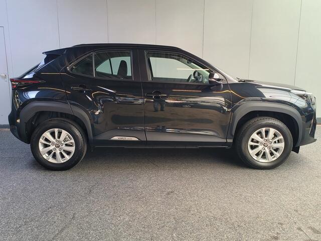 Toyota YARIS Cross 1.5 Hybrid 115 Active Rijklaar + Fabrieksgarantie tot 10-2029 Henk Jongen Auto's in Helmond, al 50 jaar service zoals 't hoort!