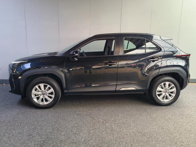 Toyota YARIS Cross 1.5 Hybrid 115 Active Rijklaar + Fabrieksgarantie tot 10-2029 Henk Jongen Auto's in Helmond, al 50 jaar service zoals 't hoort!