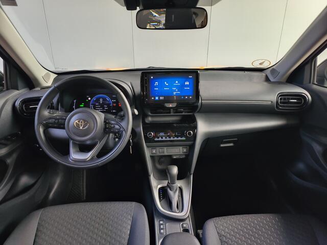 Toyota YARIS Cross 1.5 Hybrid 115 Active Rijklaar + Fabrieksgarantie tot 10-2029 Henk Jongen Auto's in Helmond, al 50 jaar service zoals 't hoort!