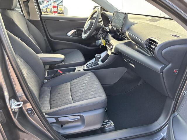 Toyota YARIS 1.5 Hybrid 115 Active Apple carplay, Android auto, Parkeercamera, Stootlijsten, Wielsloten