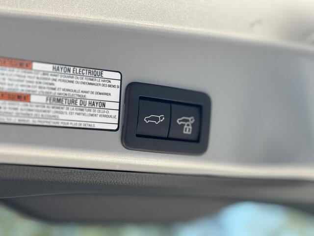 Toyota YARIS Cross 1.5 Hybrid 130 Executive Premium Pack Parkeersensoren voor + achter, 18inch velgen, , All-in Rijklaarprijs
