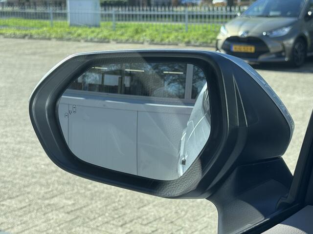 Toyota YARIS Cross 1.5 Hybrid 130 Executive Premium Pack Parkeersensoren voor + achter, 18inch velgen, , All-in Rijklaarprijs