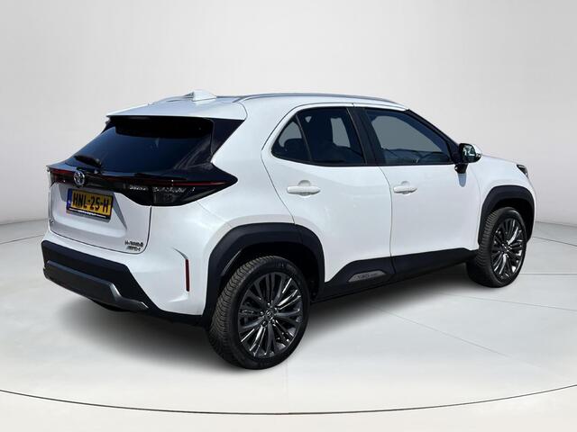 Toyota YARIS Cross 1.5 Hybrid Executive 4WD | Navigatie | Apple CarPlay/Android auto | Achteruitrijcamera | Verwarmde voorstoelen