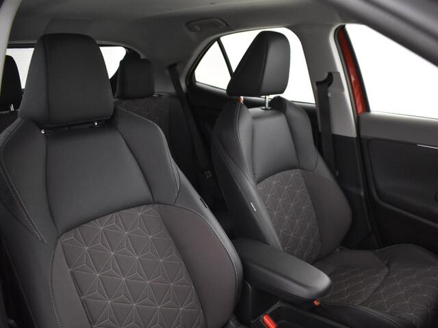 Toyota YARIS 1.5 Hybrid Executive | BLS | HUD | Parkeersensoren V+A | JBL