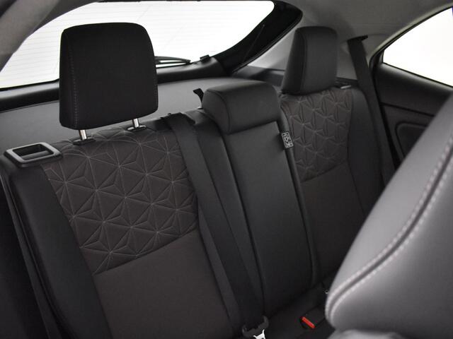 Toyota YARIS 1.5 Hybrid Executive | BLS | HUD | Parkeersensoren V+A | JBL