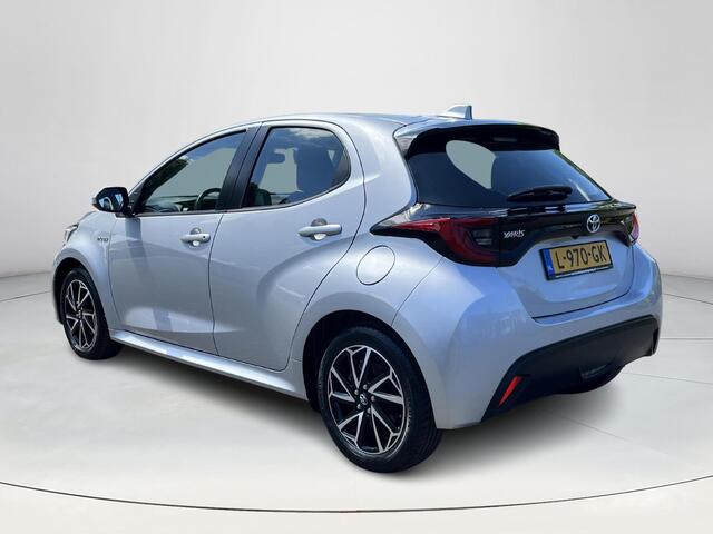 Toyota YARIS 1.5 Hybrid Dynamic | Navigatie | Licht metalen velgen | Keyless entry | LED koplampen |