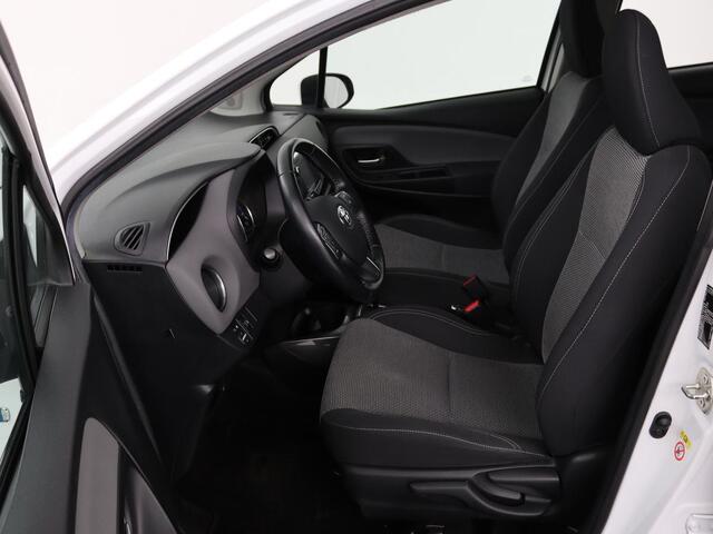 Toyota YARIS 1.5 Hybrid Aspiration | Trekhaak | Camera | Climate control | Cruise control | Bluetooth | LED
