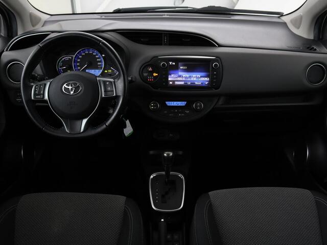 Toyota YARIS 1.5 Hybrid Aspiration | Trekhaak | Camera | Climate control | Cruise control | Bluetooth | LED