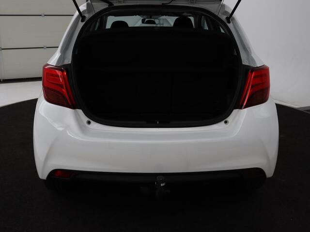 Toyota YARIS 1.5 Hybrid Aspiration | Trekhaak | Camera | Climate control | Cruise control | Bluetooth | LED