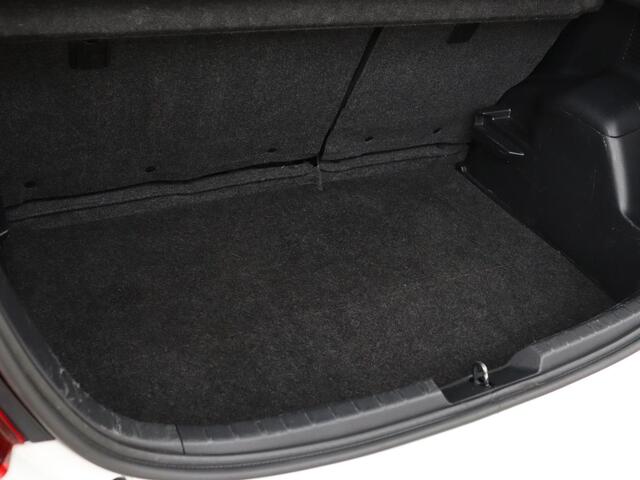Toyota YARIS 1.5 Hybrid Aspiration | Trekhaak | Camera | Climate control | Cruise control | Bluetooth | LED